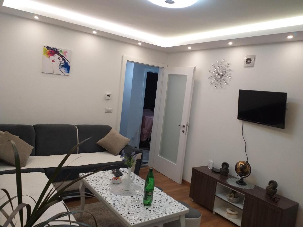 Trosoban Apartman Sarajevo, Ilidza Centar Zewnętrze zdjęcie