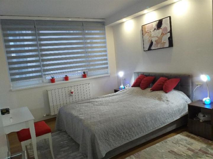 Trosoban Apartman Sarajevo, Ilidza Centar Zewnętrze zdjęcie