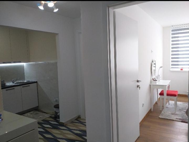 Trosoban Apartman Sarajevo, Ilidza Centar Zewnętrze zdjęcie